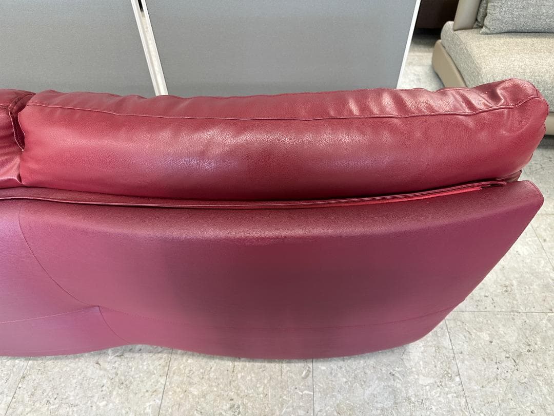 2人掛けソファ　合皮　レッド