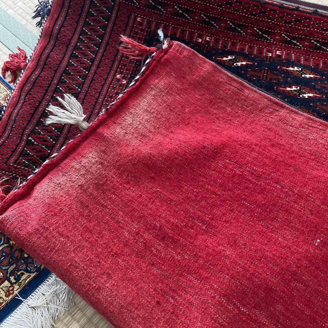 ペルシャ絨毯　トルクメン産大きいクッションカバー（小）