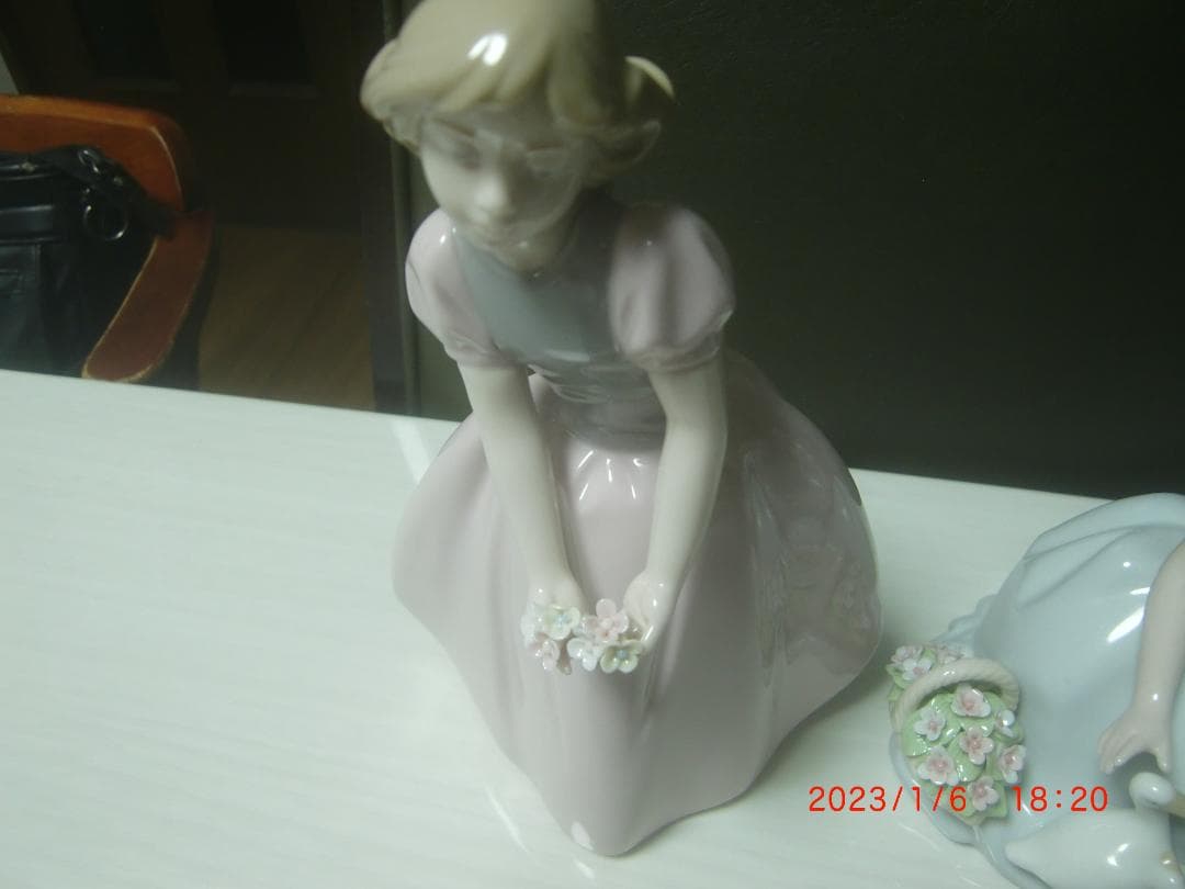 NADAL製【アヒルと少女・ウサギと少女・赤ちゃん・少女2点】リアドロＬ182