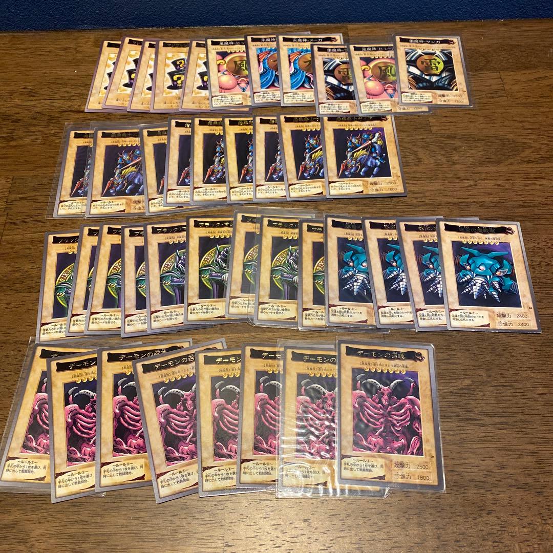 遊戯王　バンダイ版　まとめ売り　４００枚以上！