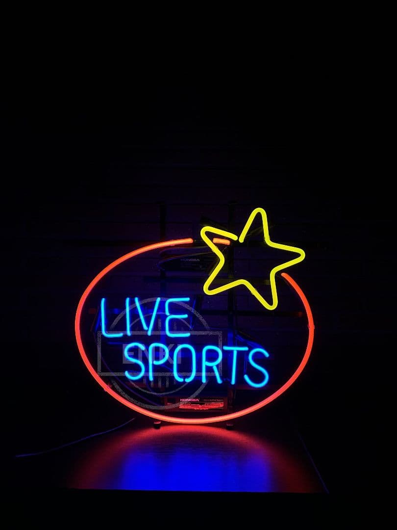 LIVE SPORTS ネオンサイン　スポーツバー　店舗装飾　インテリア　照明