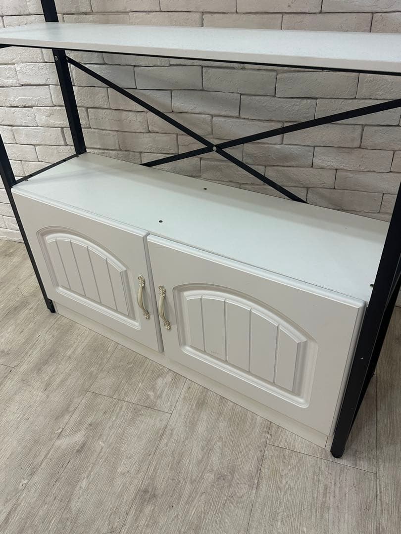 ① 【東京都内23区配送無料】陳列棚　キャビネット　ディスプレイ　サロン　什器