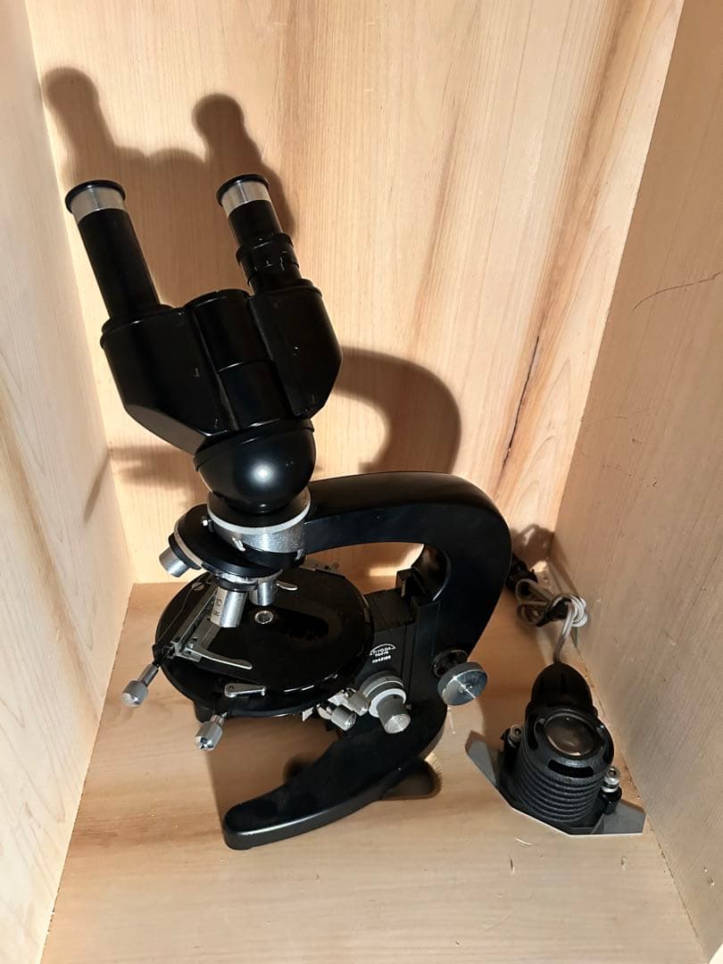 ヴィンテージ顕微鏡