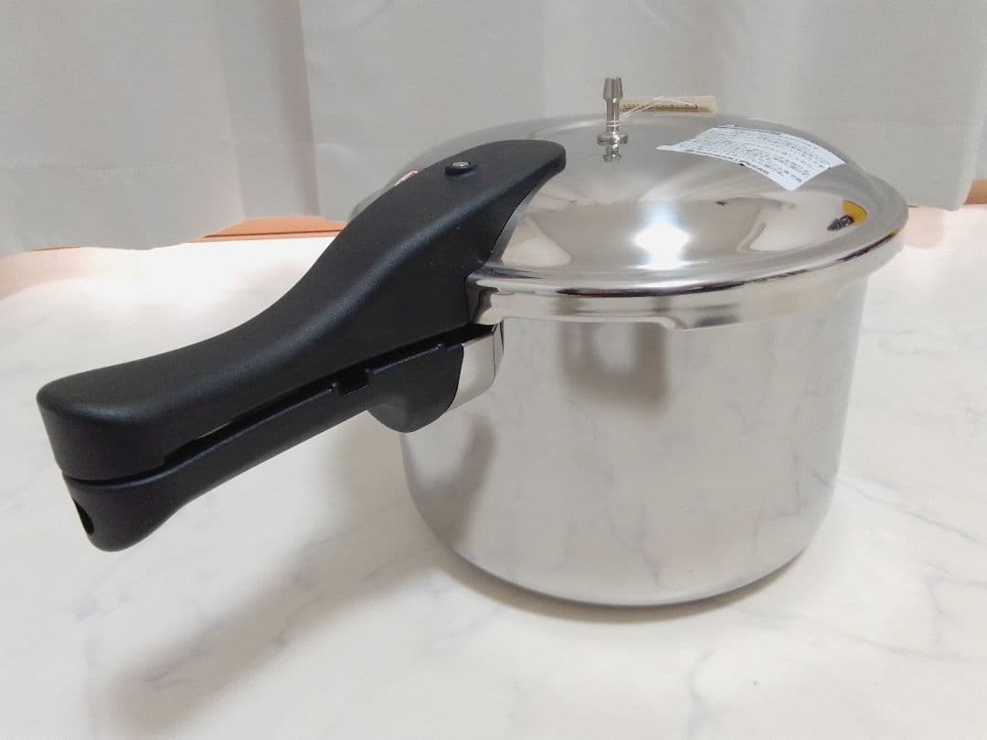 未使用 アサヒ軽金属 ゼロ活力鍋 5.5L 圧力鍋 蓋、蒸し器付 ※白おもり欠品