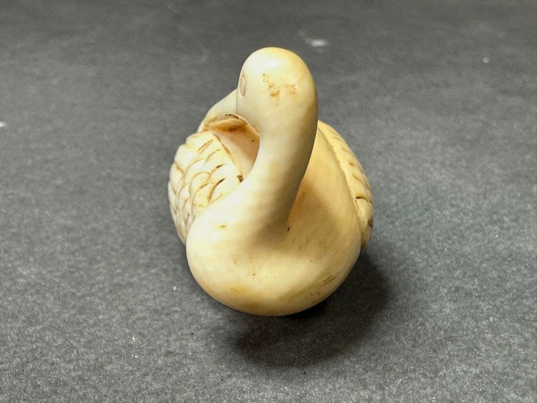 極上　根付　天然素材　アンティーク　和彫　置物　骨董　飾り物　古美術品　 置物