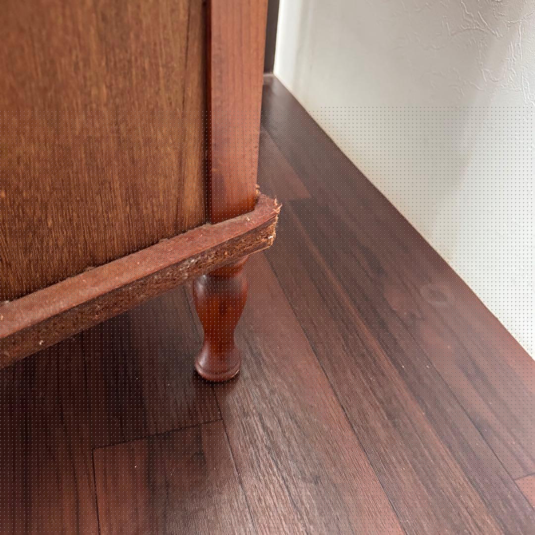 アンティークコーナーシェルフ　ガラス扉　ジャパンヴィンテージ　ミッドセンチュリー