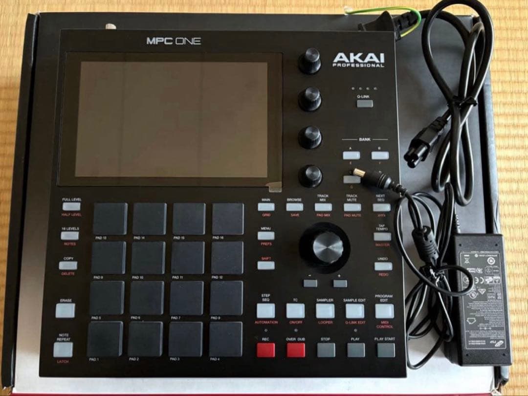 DTM・DAW AKAI Professional MPC ONE