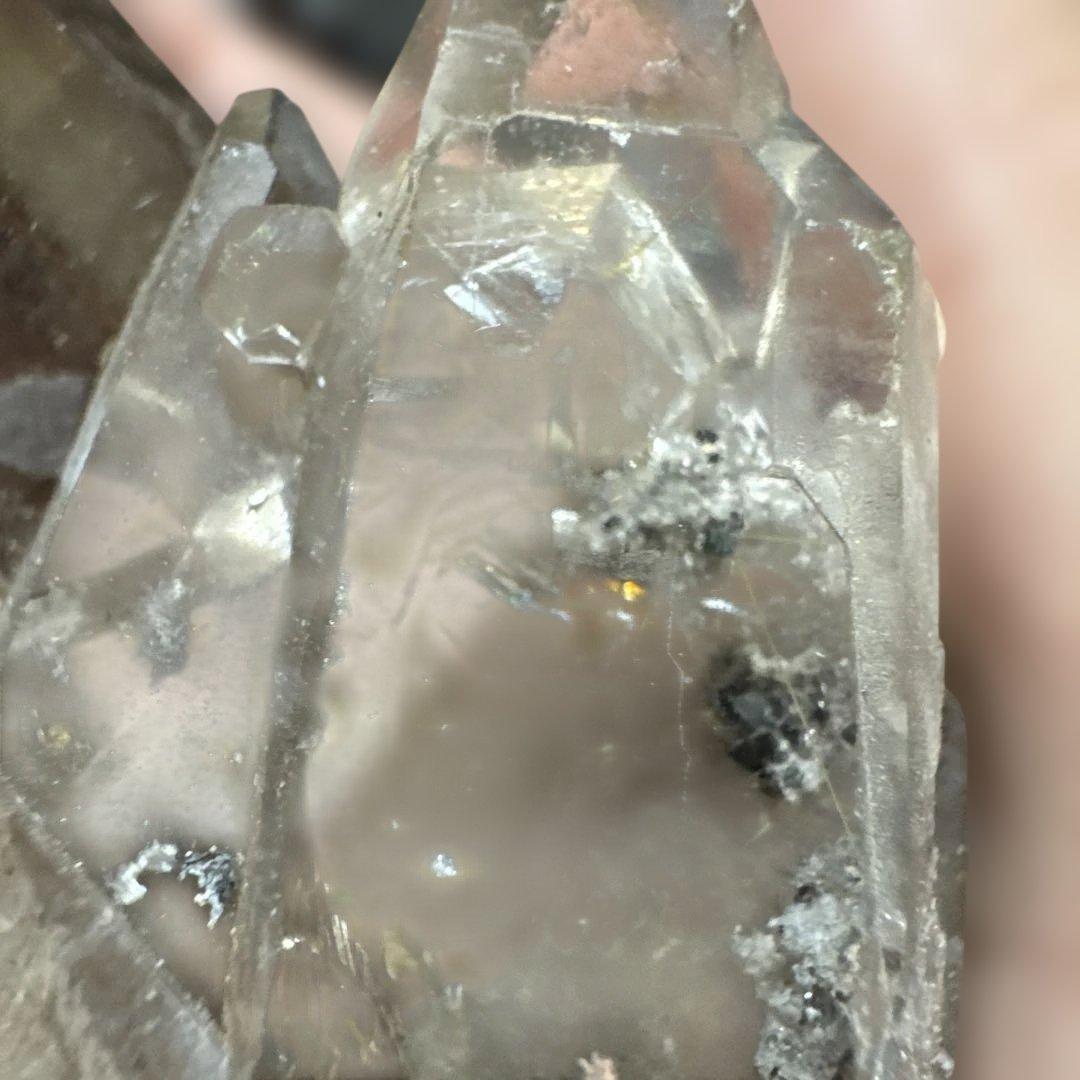 【極上品】希少　ゴールドルチルクォーツ クラスター 光台座付