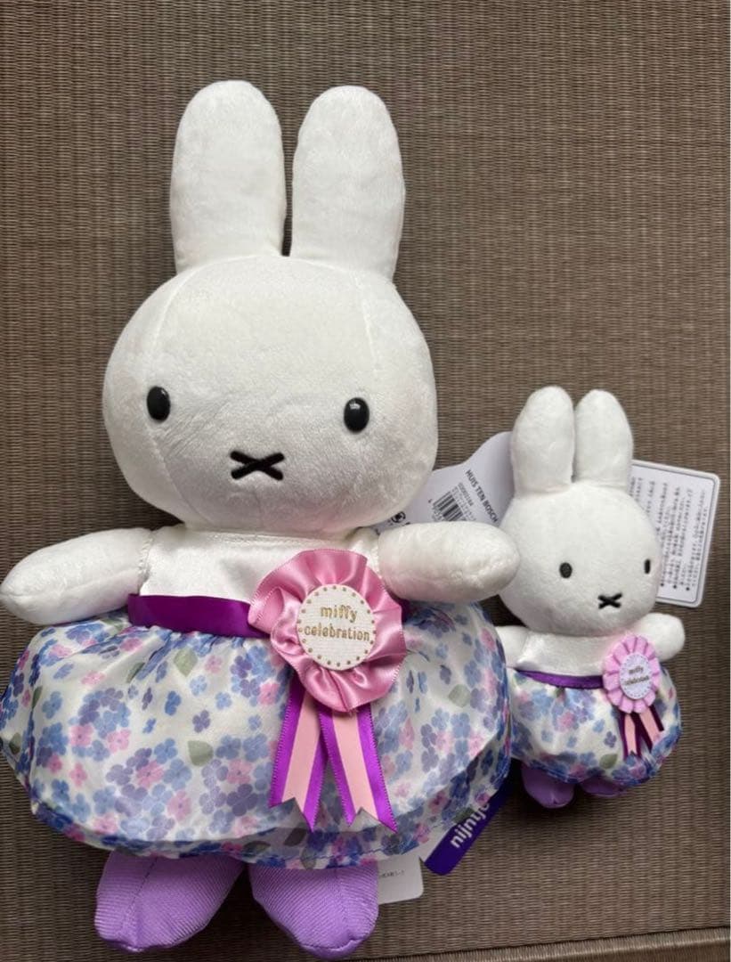 完売品　ハウステンボス限定セレブレーション　ナインチェ　キーチェーン　ぬいぐるみ