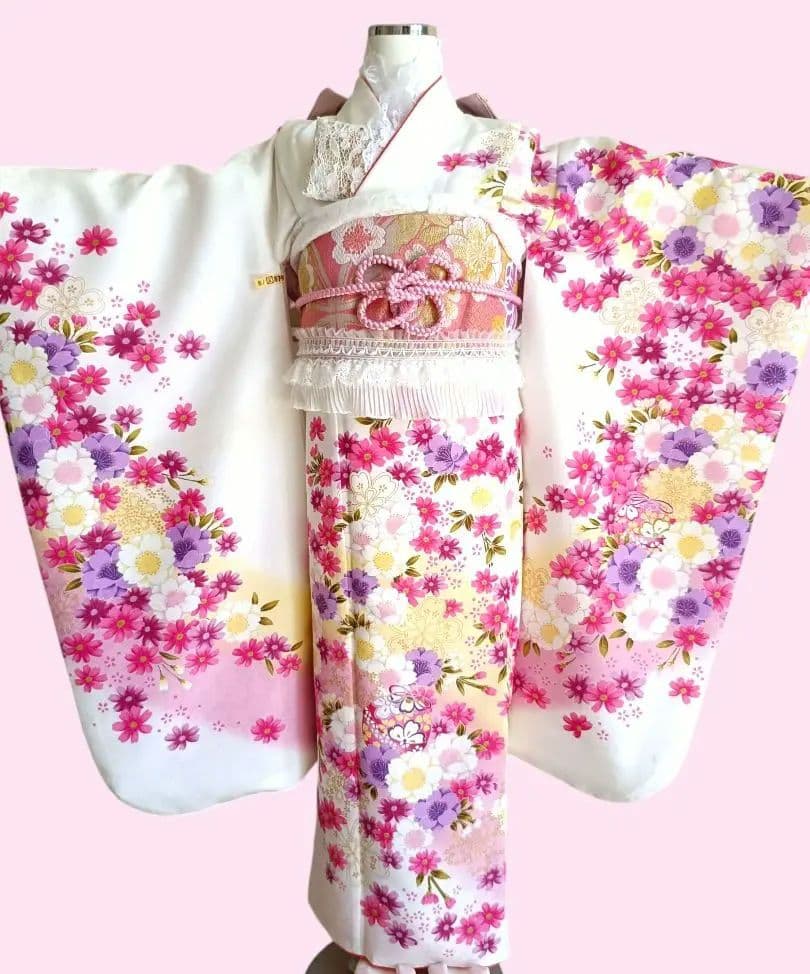 白地に花模様の着物とピンク系作り帯セット☆七五三ハーフ成人式