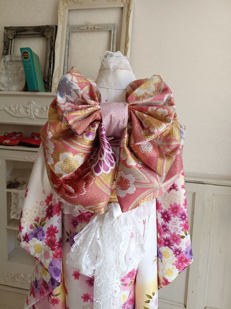 白地に花模様の着物とピンク系作り帯セット☆七五三ハーフ成人式