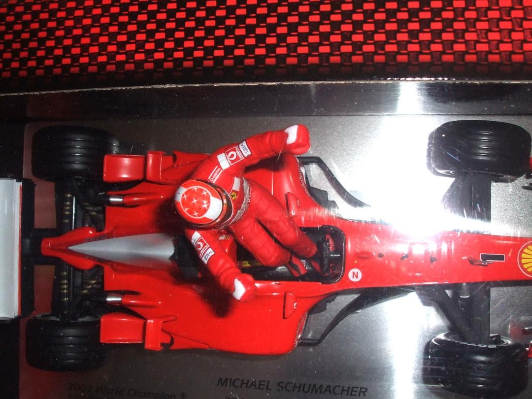美品 ミハエル・シューマッハ 5年連続 WC 優勝記念 マテル 1／18