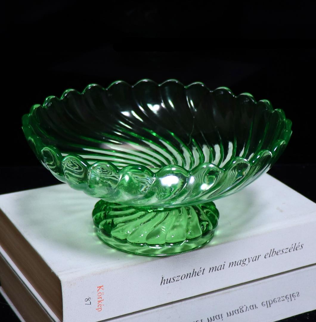 オールド・バカラ 激レア ウランガラス製 バンブー 花型コンポート アンティーク