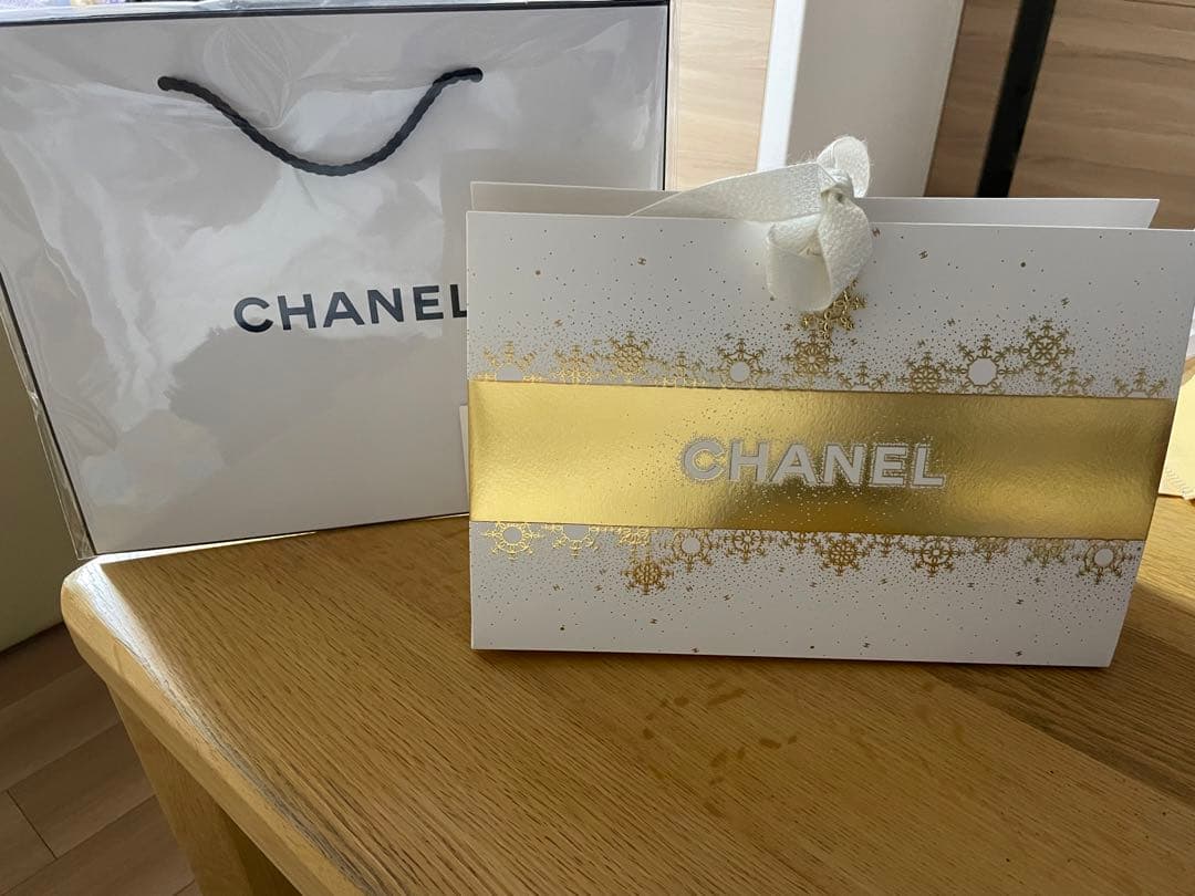 シャネル クリスマス 限定 新品 未使用