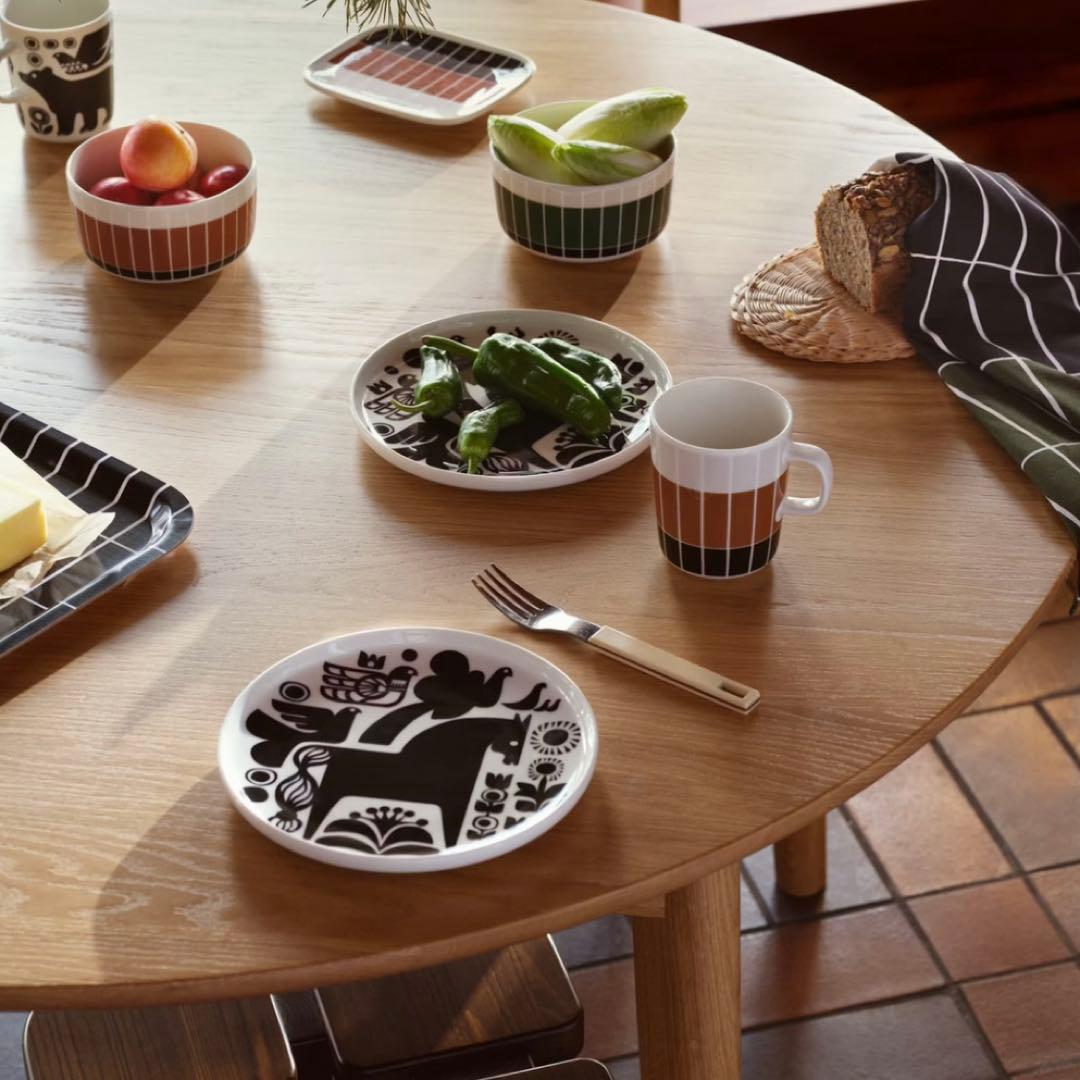 ♡マリメッコ　ティイリスキヴィ　マグカップ　プレート　北欧　食器　限定　新品