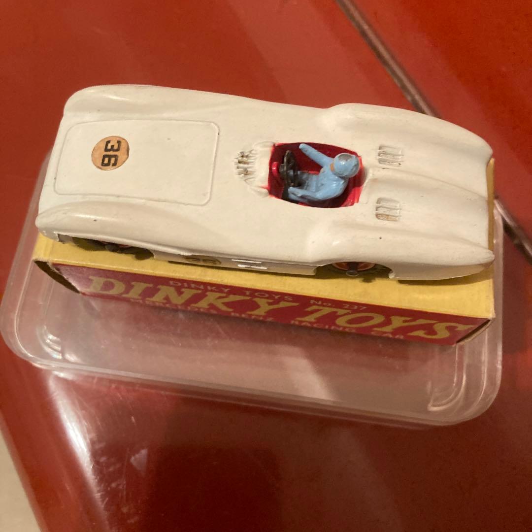Dinky Toys No.237 メルセデス・ベンツ レーシングカー