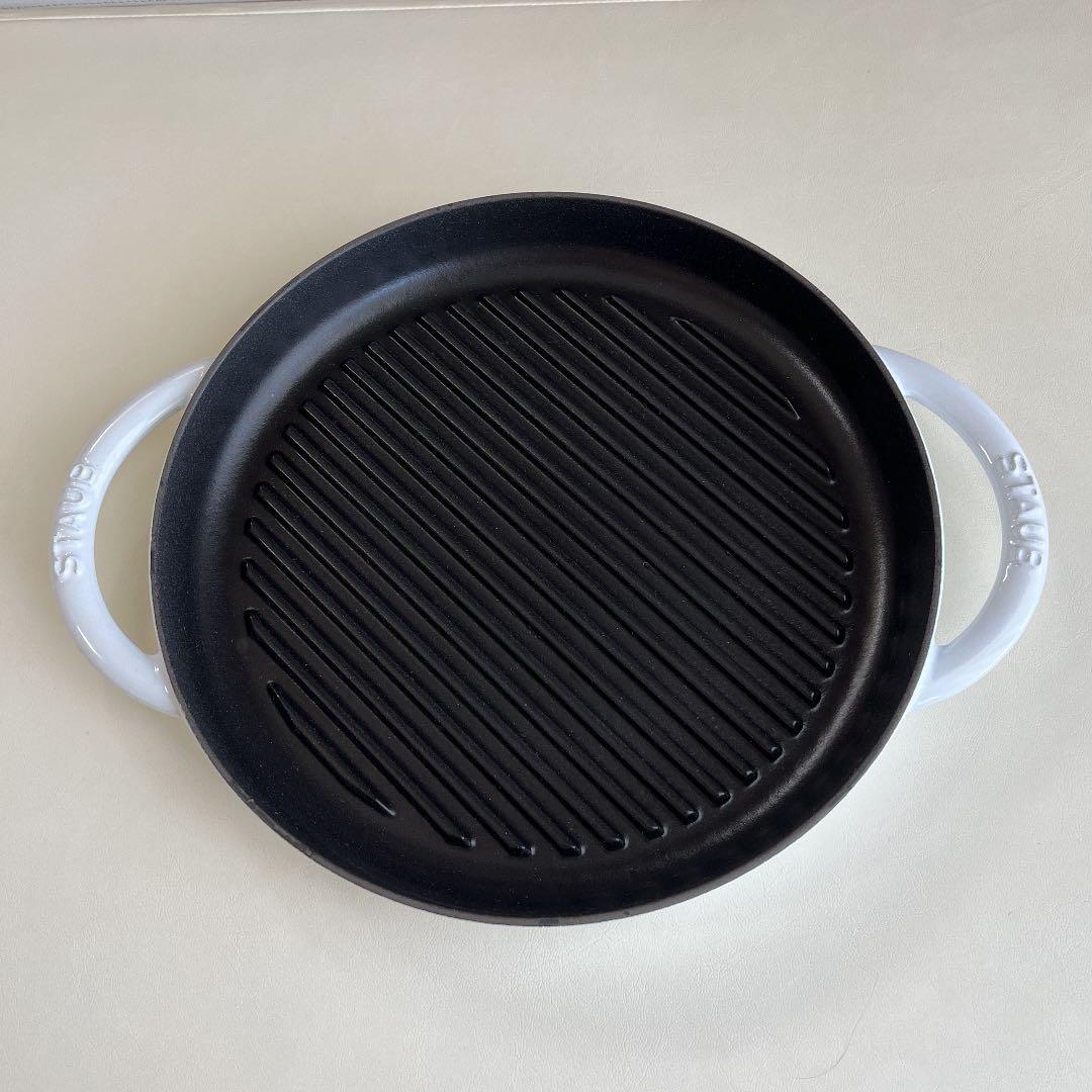 ストウブ　グリルパン26㎝　ホワイト