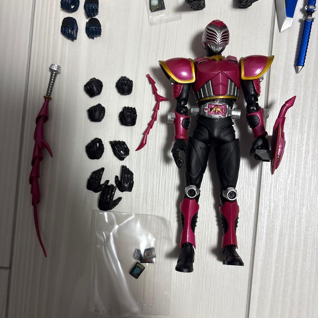 ファギュアーツ　龍騎ブランク、ライア、タイガ　3種