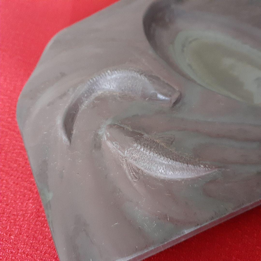 ❤️芸術の秋‼️韓国の硯　鯉の動きのあるやさしい彫刻が珍しいステキな硯