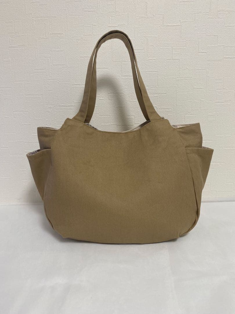 猫ちゃん♡ チューリップ型サイドポケット付きトート