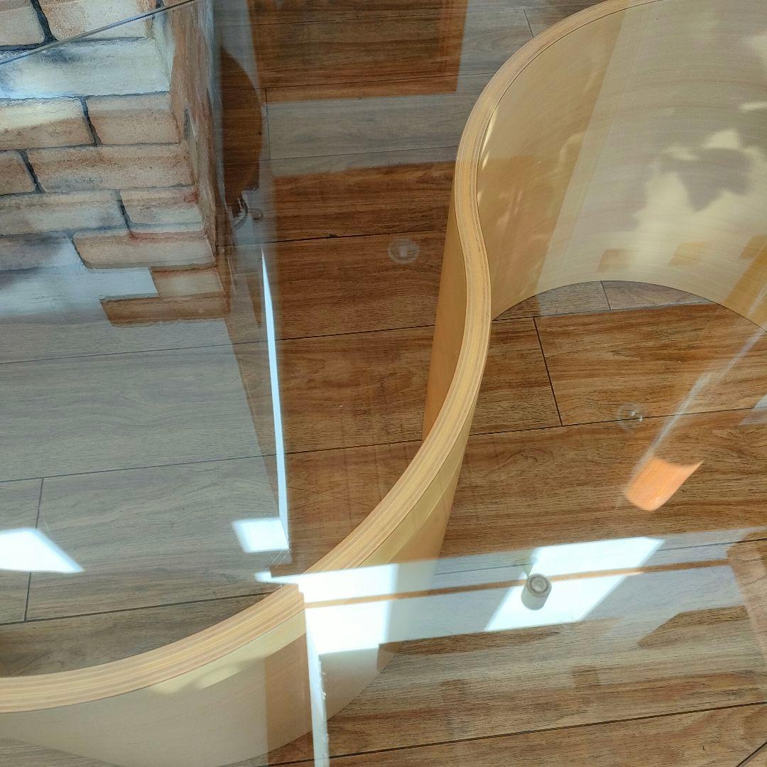 希少　北欧風　シモンズ　ガラステーブル　フィヨルド　ウェーブテーブル　モダン