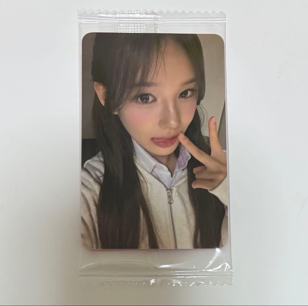 izna サラン トレカ Ktown4u - メルカリ