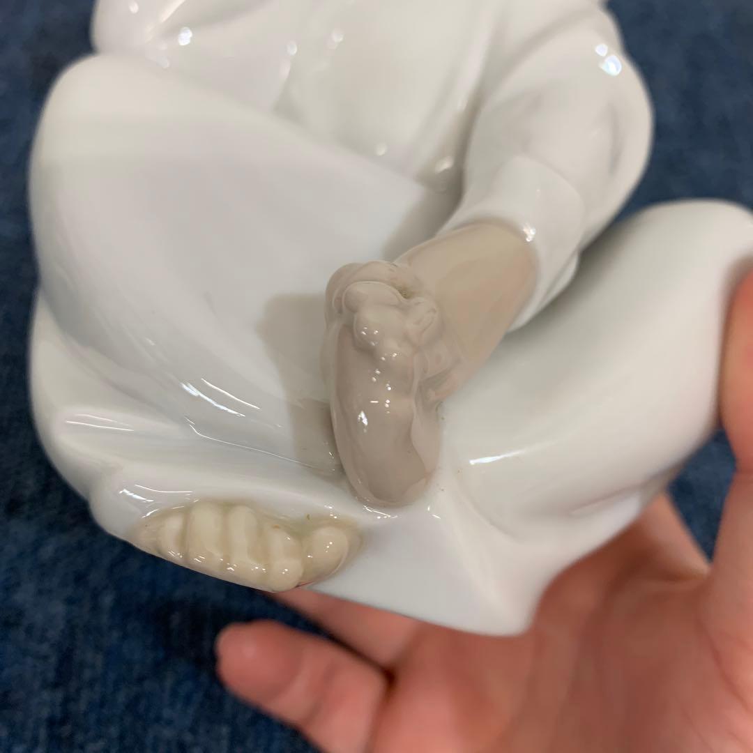 【南】　リヤドロ 天使の考えごと（なんとかなるよ）