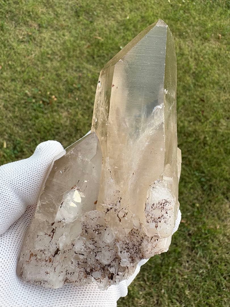 【匿名発送】クル渓谷産 ライトスモーキー水晶（セルフヒールド）