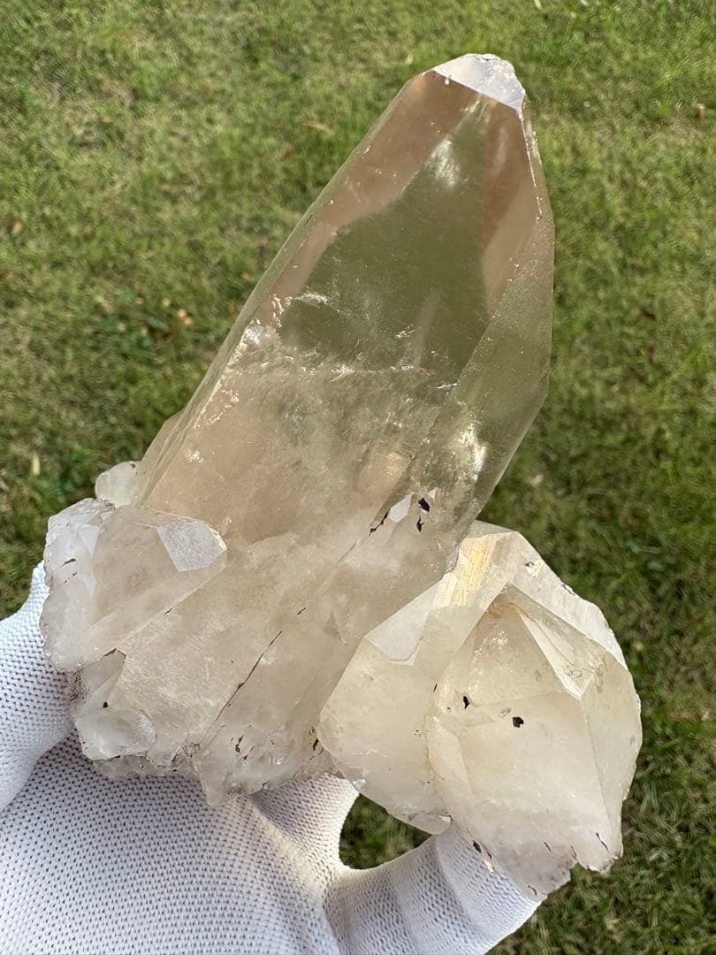 【匿名発送】クル渓谷産 ライトスモーキー水晶（セルフヒールド）