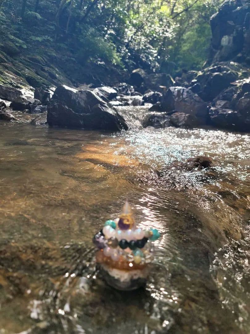 沖縄ター滝、財運+迷いを断ち成功の龍神オルゴナイト