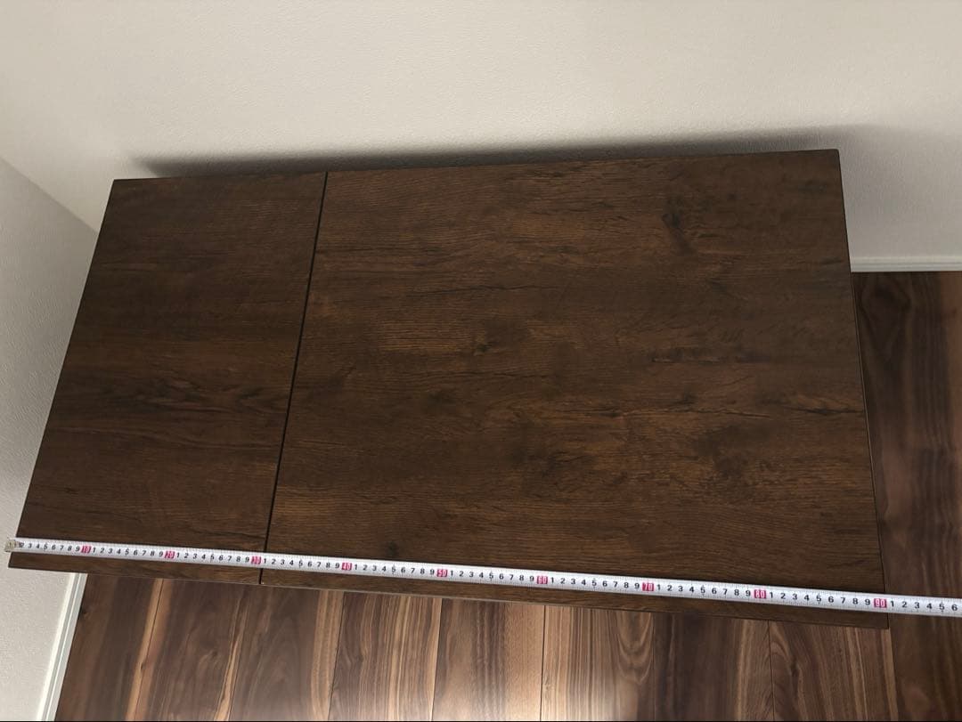 リフトアップ機能付きセンターテーブル