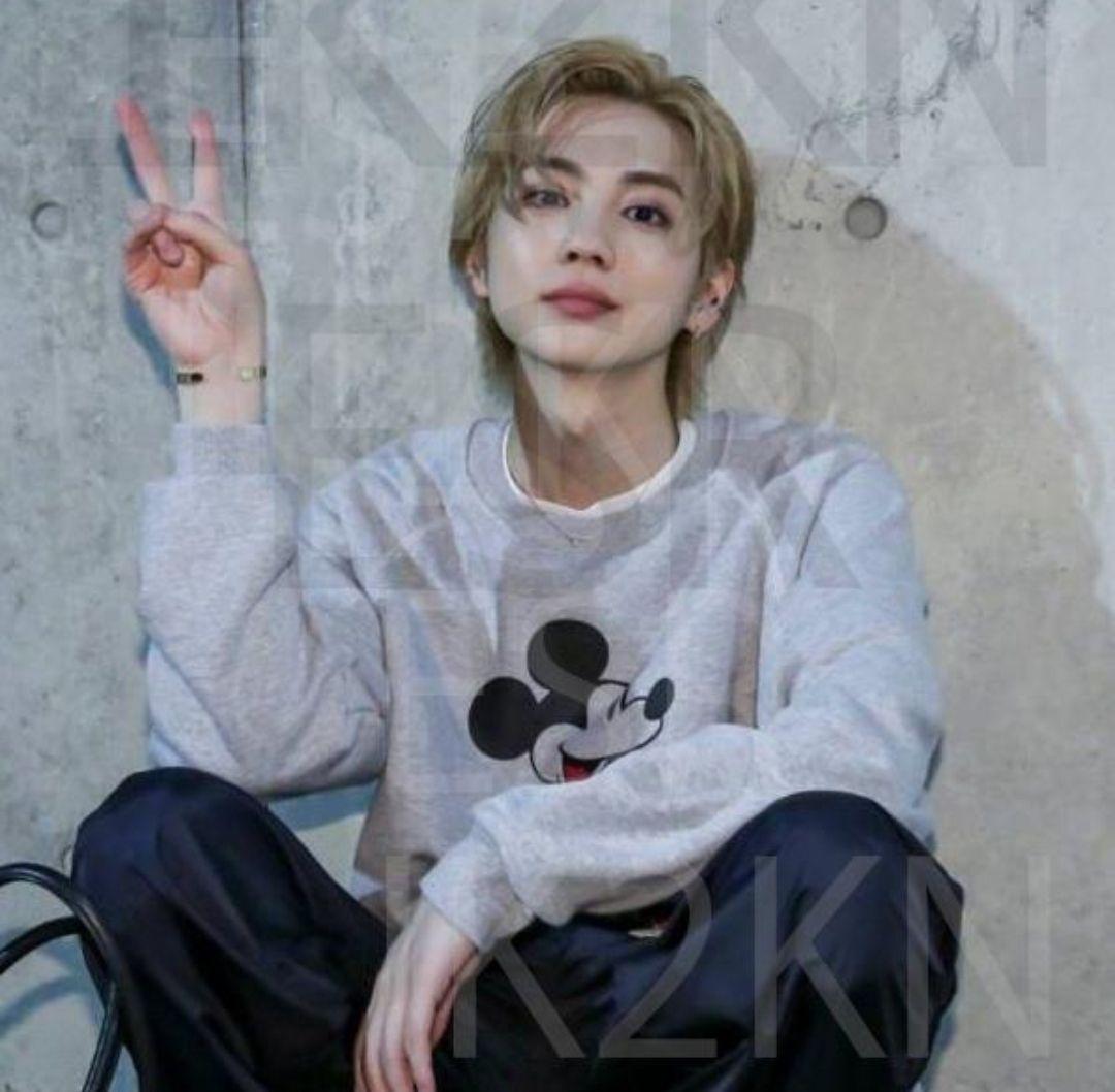 新品未使用】吉野北人 着用同型 スウェットシャツ ミッキー ランペイジ