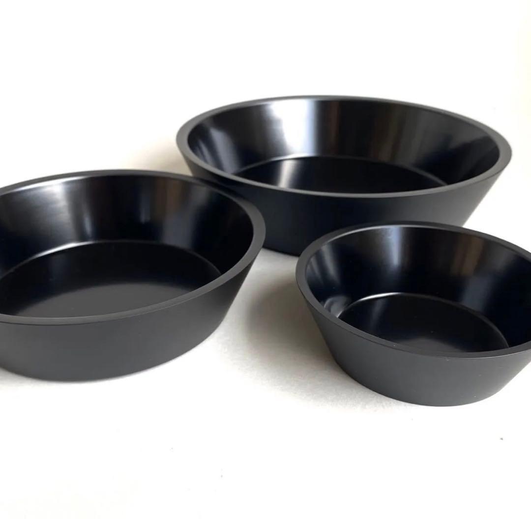 稀少品　皿と鉢の三段重　漆　ブラック　パーティー　デザイン　デザインアワード受賞