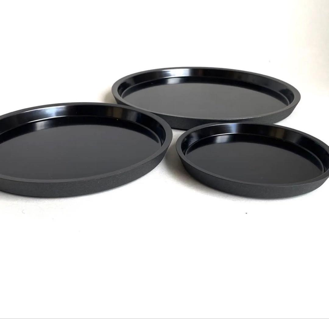 稀少品　皿と鉢の三段重　漆　ブラック　パーティー　デザイン　デザインアワード受賞