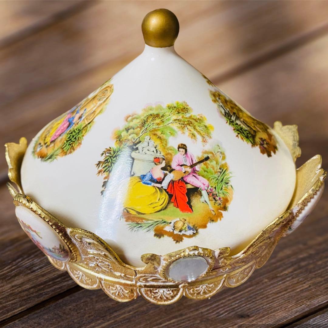 Sankyo オルゴール　陶器製メリーゴーランド