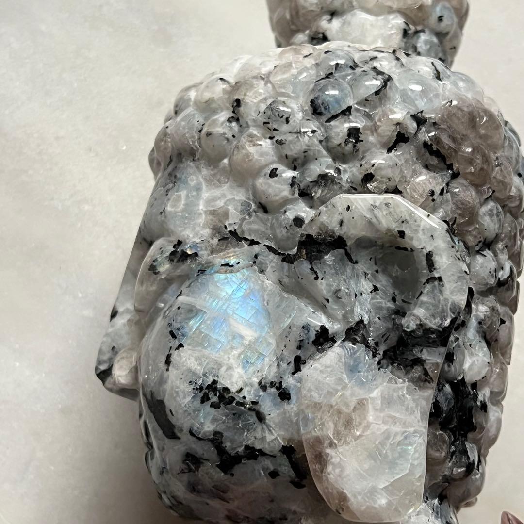 レインボームーンストーン　ブッダヘッド