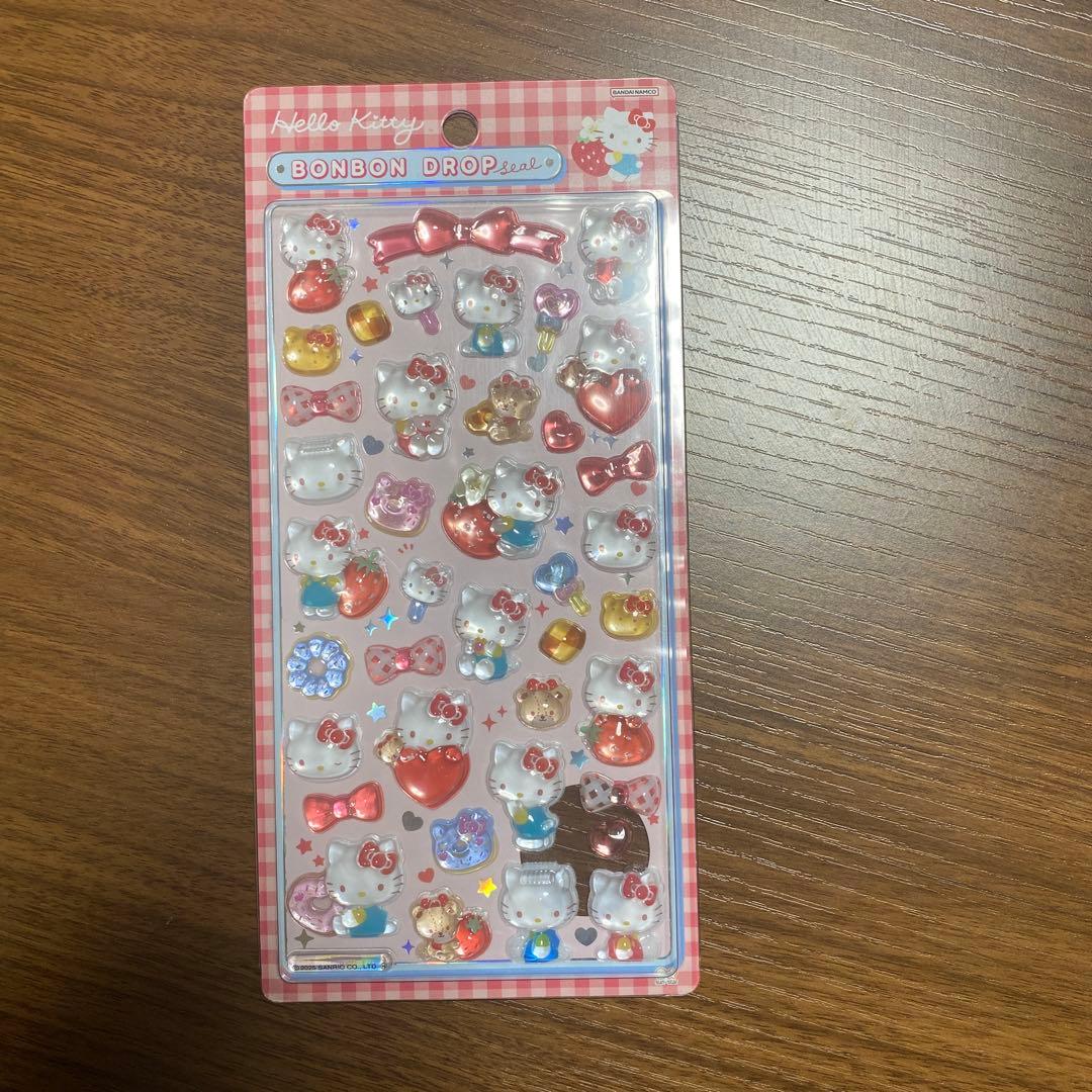 サンリオ第2弾 ボンボンドロップシール 赤キティ - メルカリ