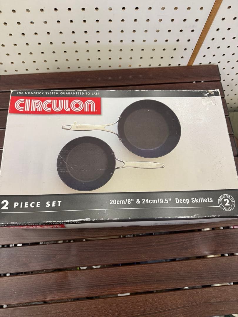 MEYER マイヤーサーキュロンフライパン CIRCULON おまけ付