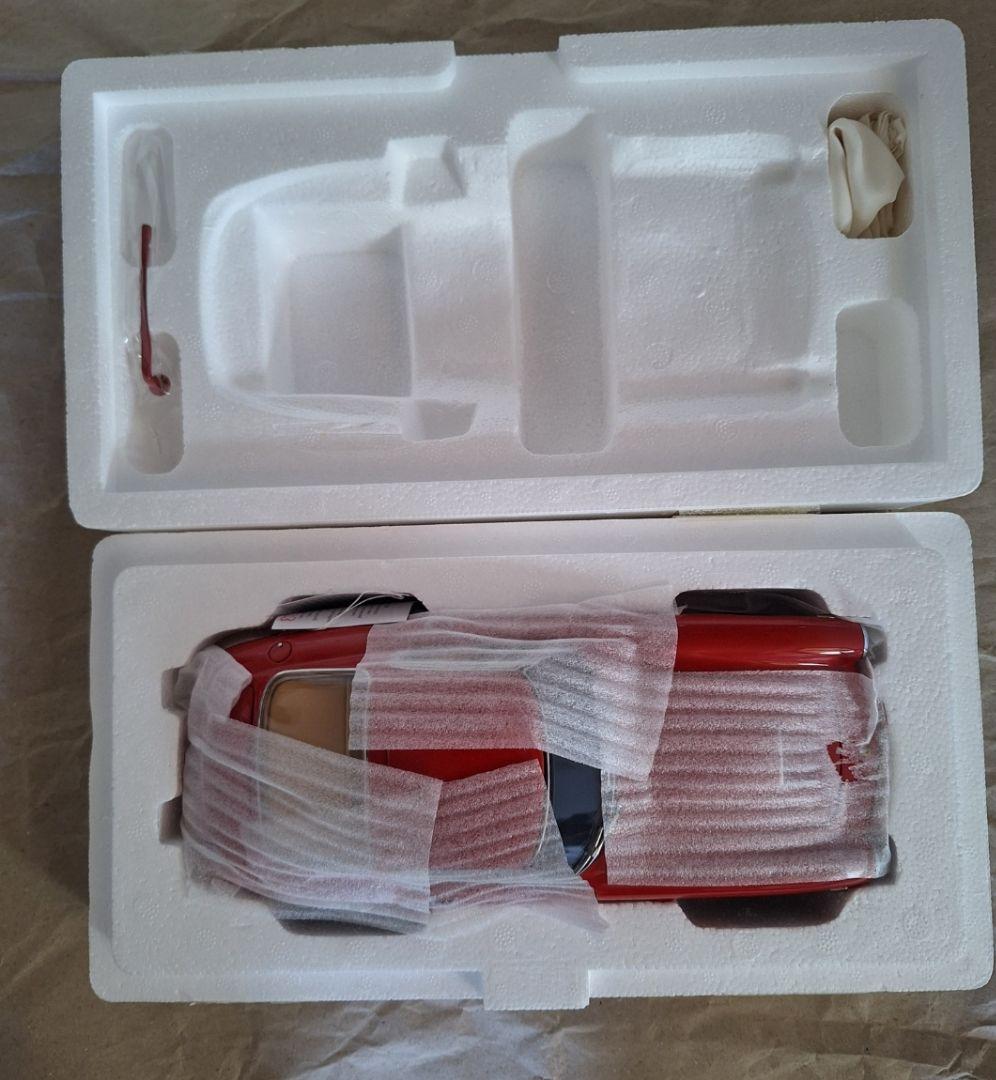 CMC フェラーリ 250GT Berlinetta (SWB) 1/18