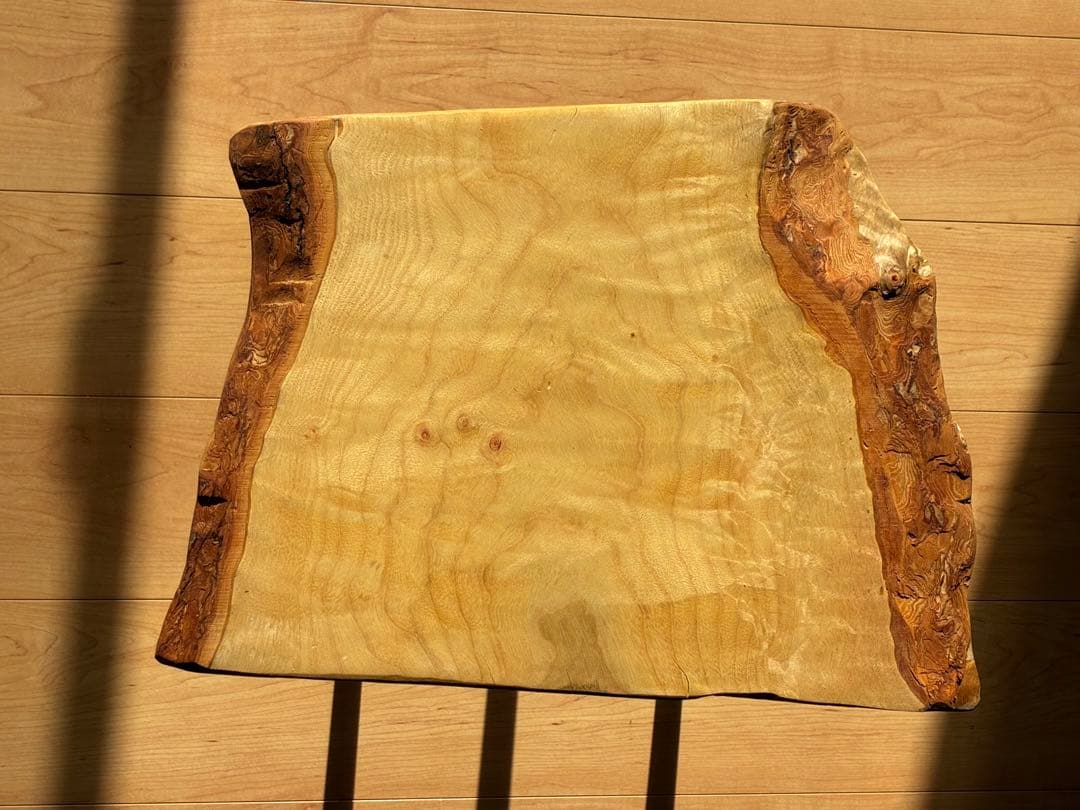 【現品限り】国産楠（くすのき）天然無垢一枚板 サイドテーブル　一点もの