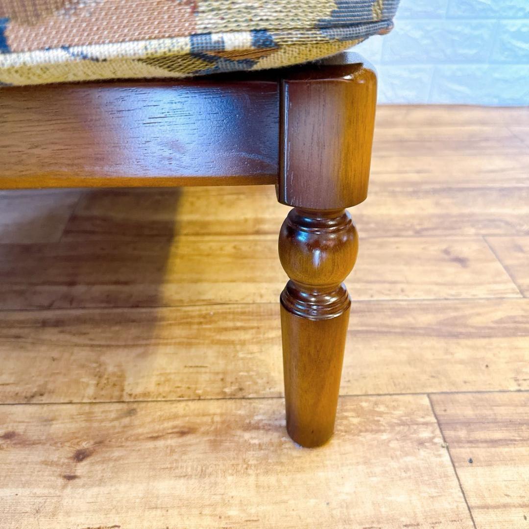 カリモク アームチェア 花柄 一人掛け シングルソファ 椅子　 クラシック