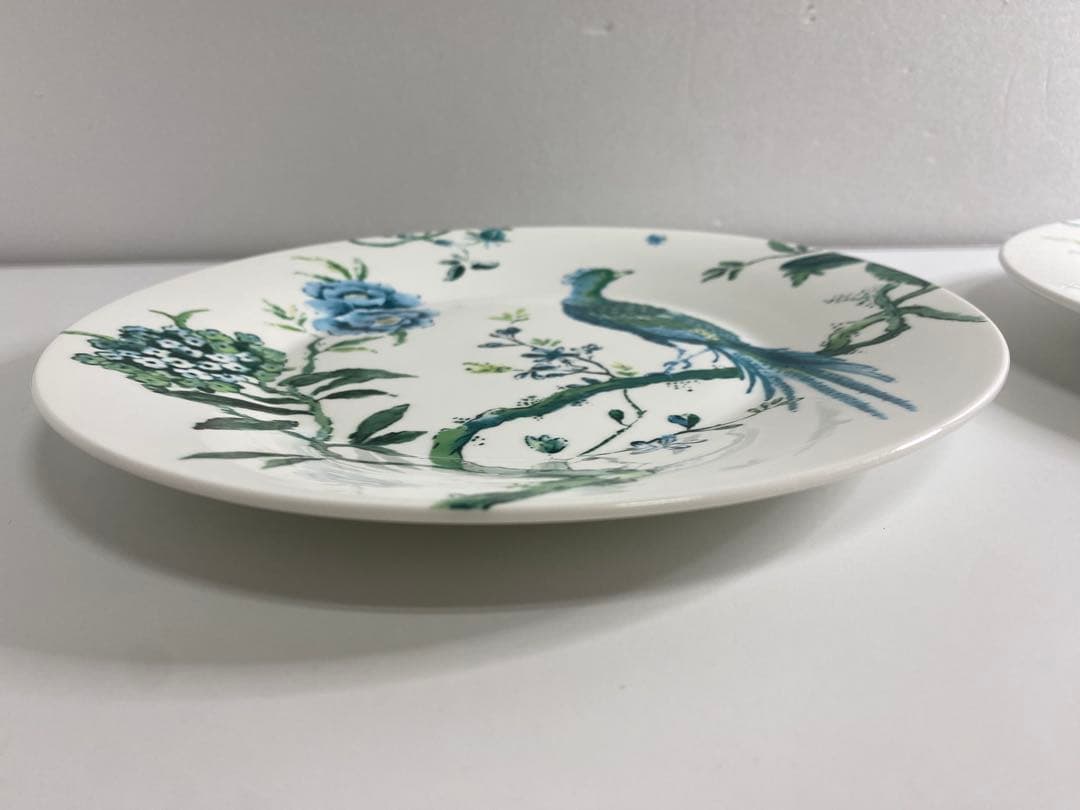 《ウェッジウッド》シノワズリ ホワイト プレート23ｃｍ ２枚