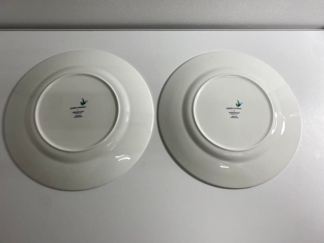 《ウェッジウッド》シノワズリ ホワイト プレート23ｃｍ ２枚