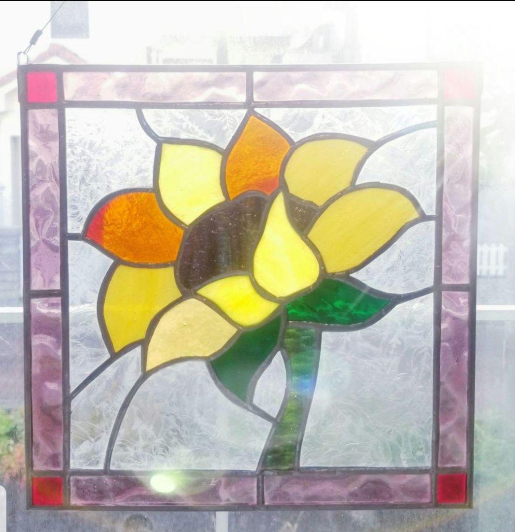 ステンドグラス　ひまわりモチーフのパネル