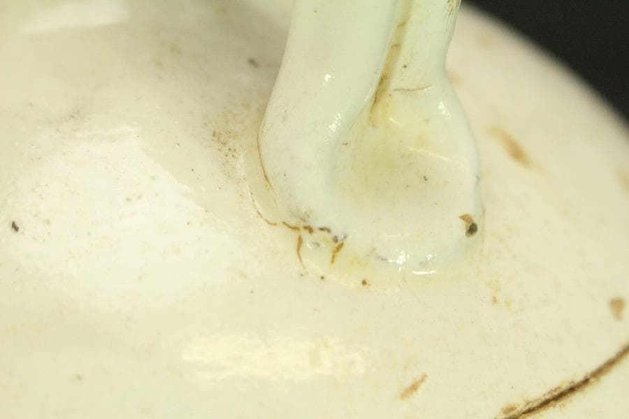 中国美術 磁州窯 十世紀後半 白磁掻落鳳紋水注 瓶 高23cm (LC248