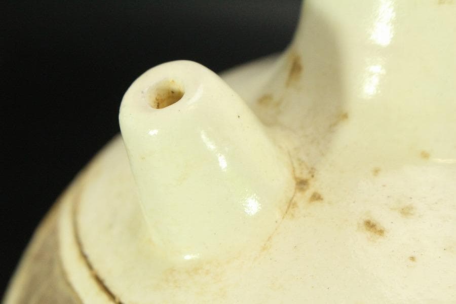 中国美術 磁州窯 十世紀後半 白磁掻落鳳紋水注 瓶 高23cm (LC248