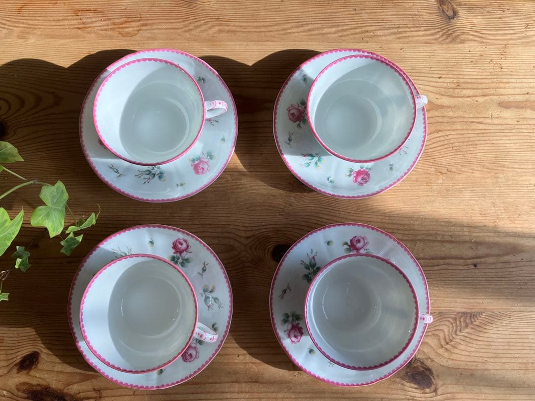 ジノリ　アンティコアンティークローズ　カップアンドソーサー×4