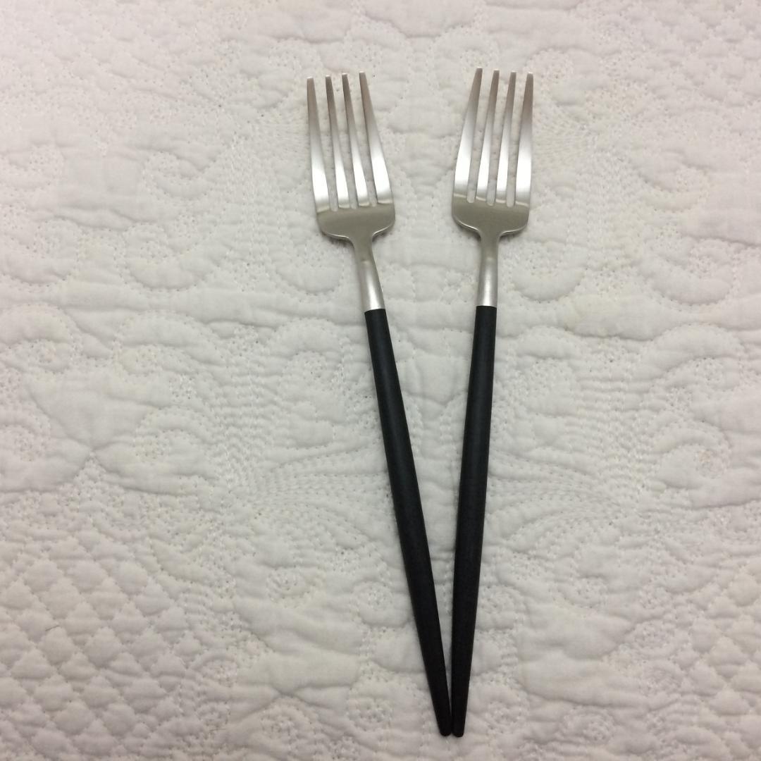 セール価格！　クチポール　GOA　ブラック＆シルバー　デザートサイズ　計８本