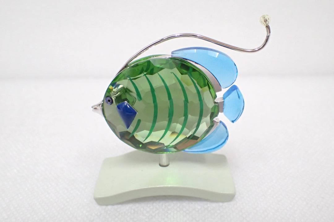 33/未使用訳あり品 スワロフスキー 魚 熱帯魚 オブジェ 置物 626204