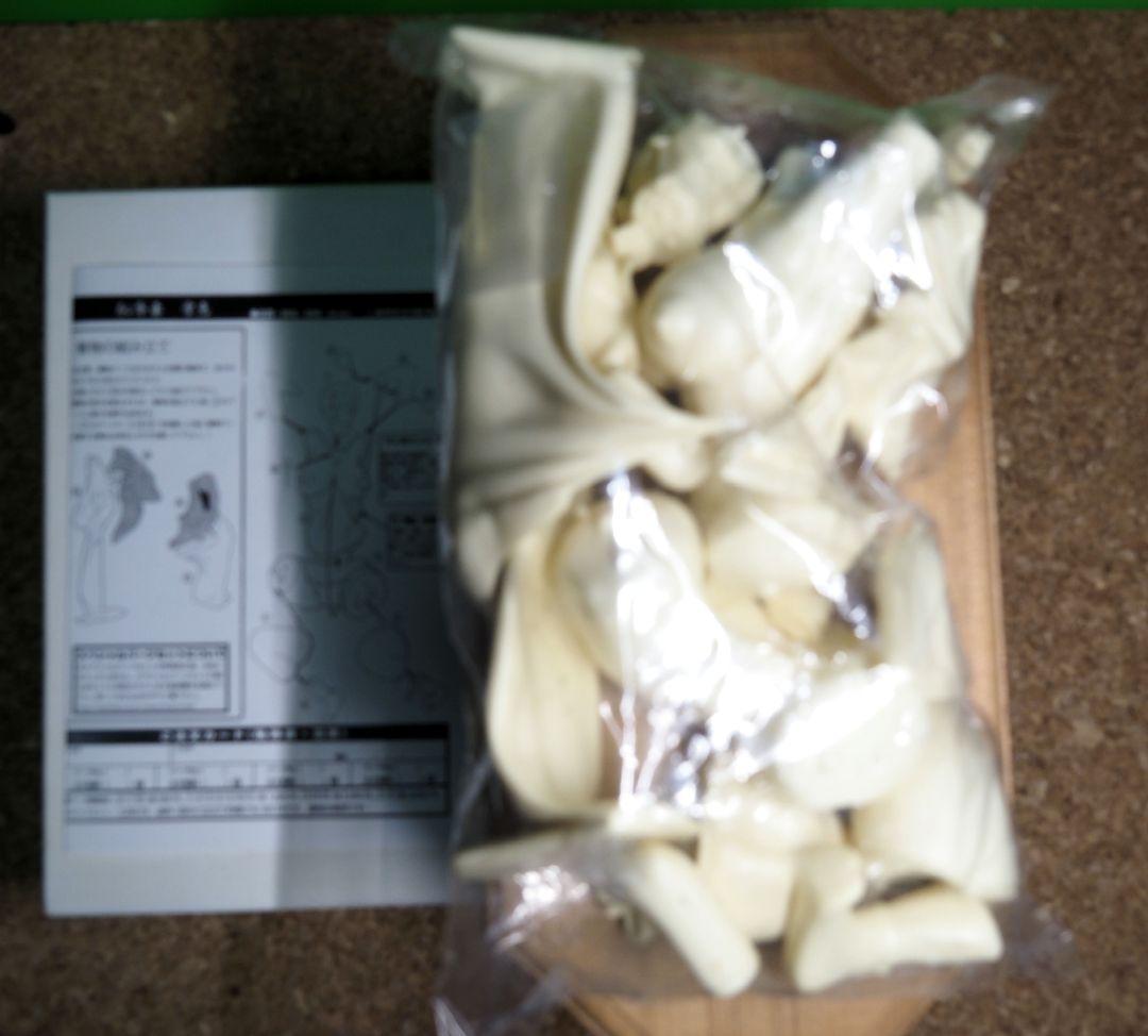 Q-six 1/6 ・・妻 雪恵 ガレージキット 未塗装・未組立